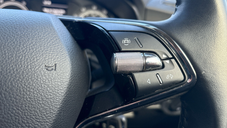 Skoda Kamiq 1.0 TSI 95 SE 5dr Petrol Hatchback